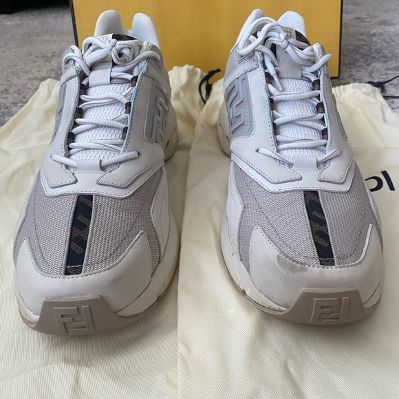 FENDI - Picture 6 of 14